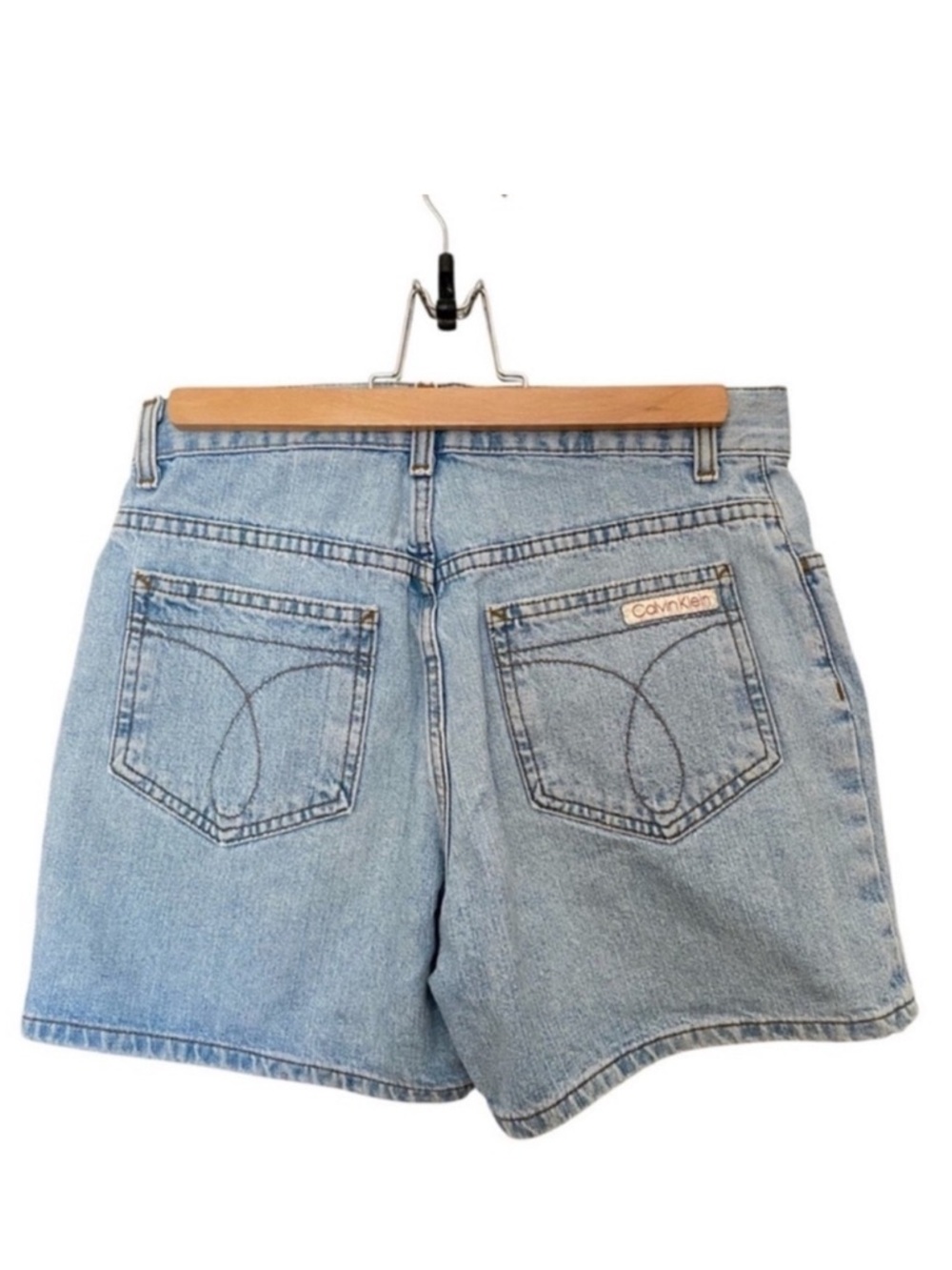 Calvin Klein vintage 5” easy fit shorts in enzyme wash